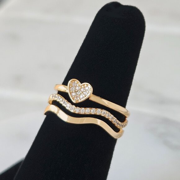 Dainty Gold Heart Boho 3-ring set, Charmed Aroma Wanderlust Collection - Picture 5 of 5